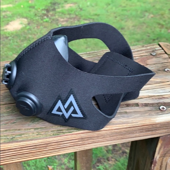 ✨ Training Mask ✨ - Picture 2 of 9